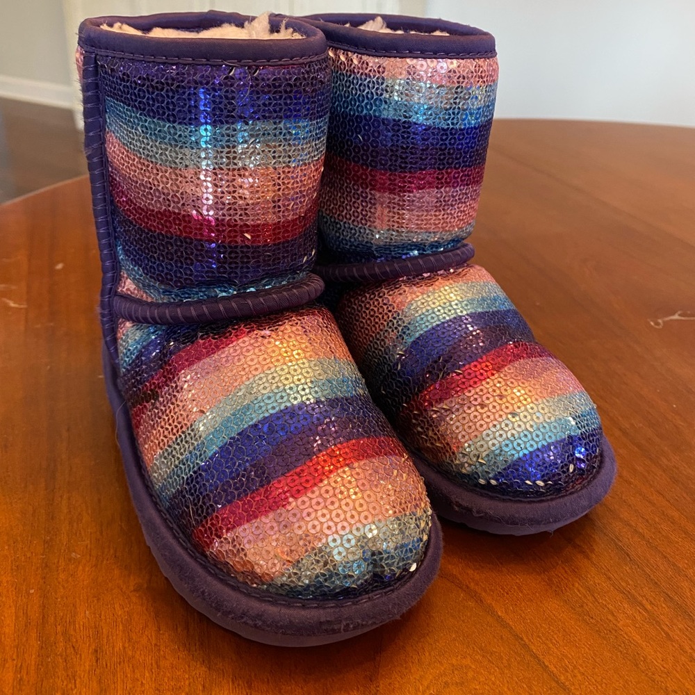 Toddler uggs, size 9. Sequins are in good condition with some wear.